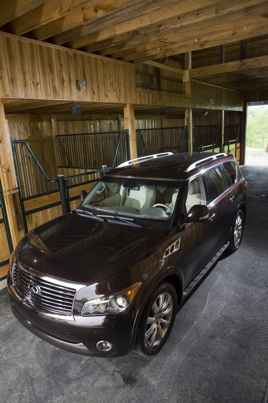 Infiniti QX56 – obrzydliwie piękny