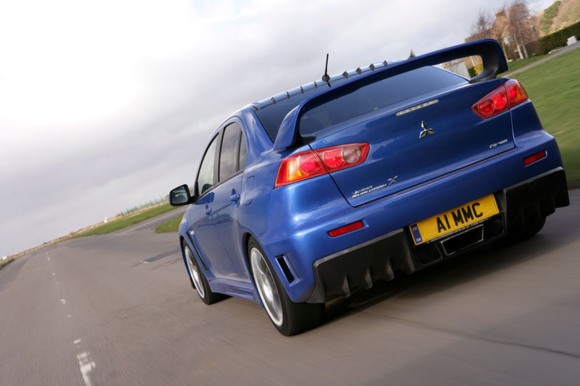 Mitsubishi Lancer Evo X FQ-400: fotogaleria
