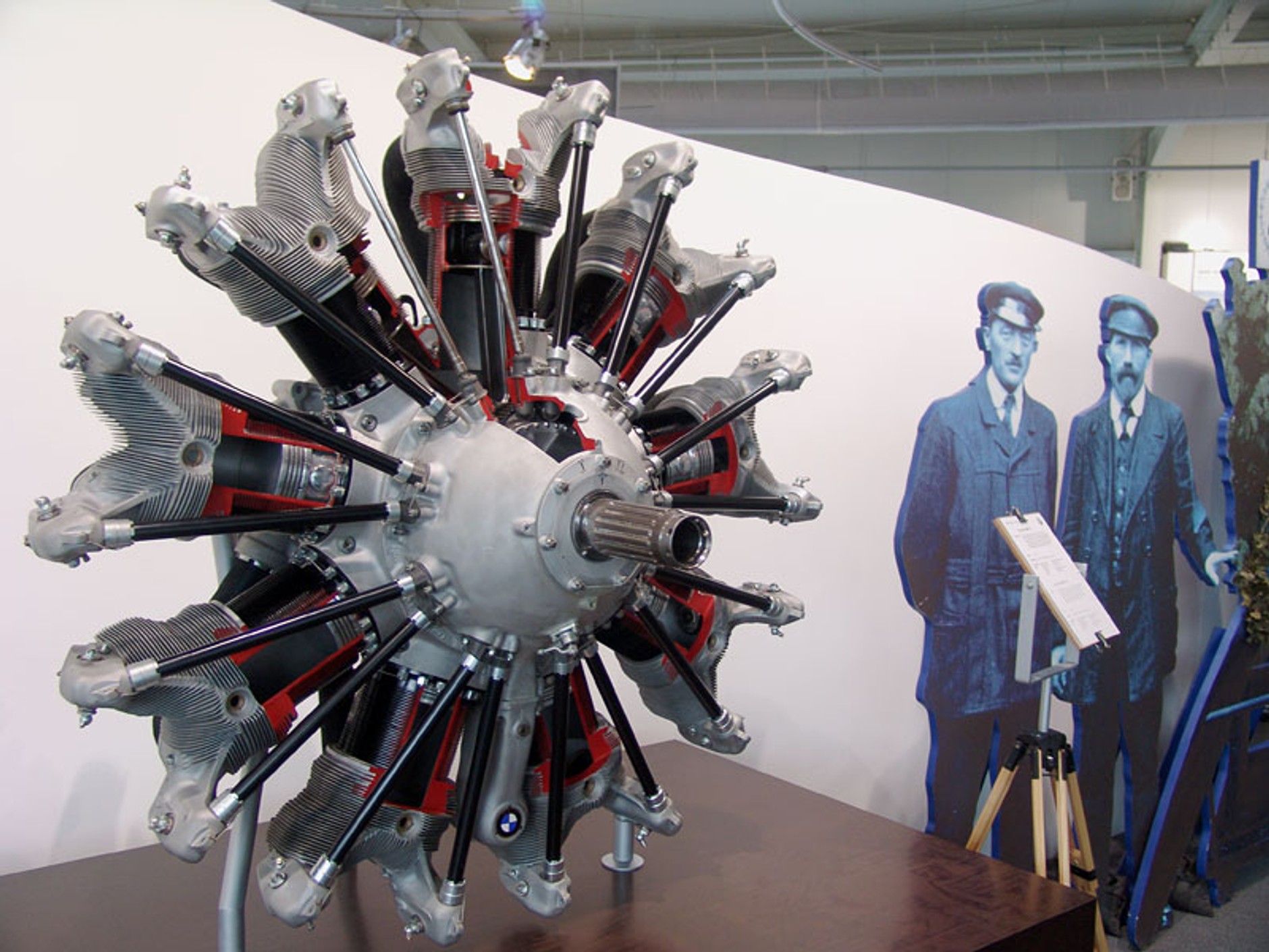 BMW: muzeum monachijskiej szachownicy