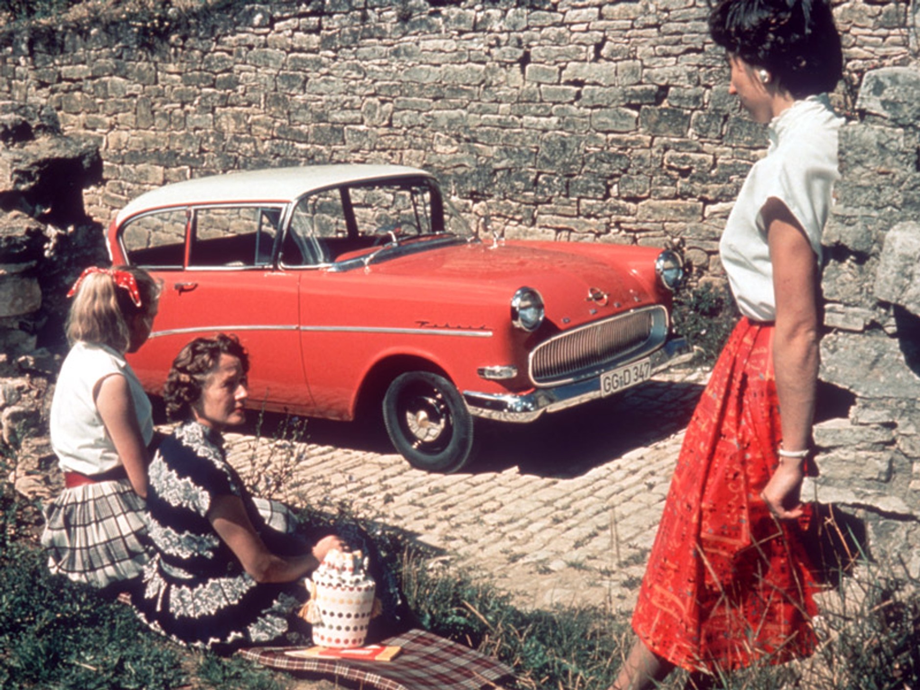 Opel: letnie romanse od 50. lat minionego stulecia (fotogaleria)