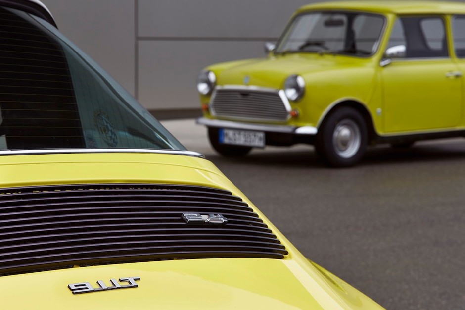 Porsche 911 i… Mini