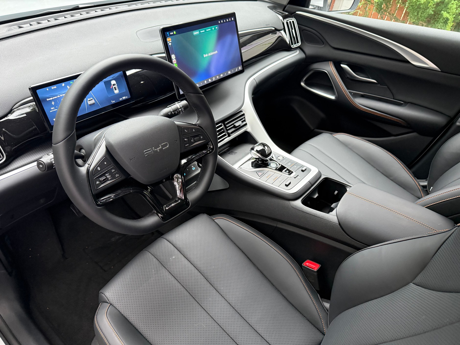 BYD Sealion 5