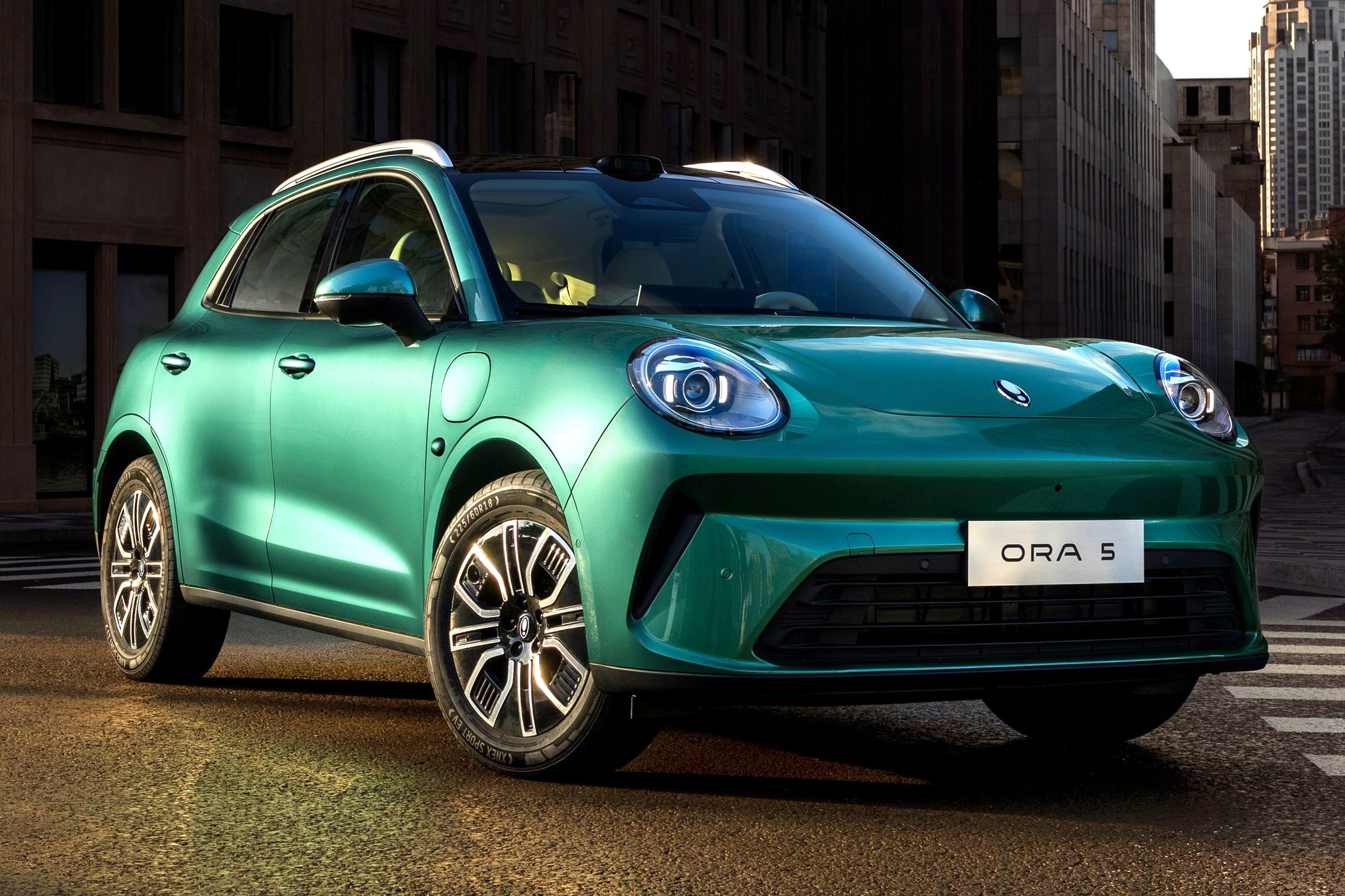 Wkrótce w Polsce największy nieobecny wśród chińskich gigantów. Stoi za nim 23 tys. konstruktorów