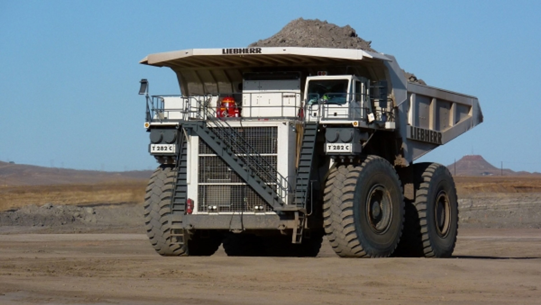 Liebherr T282C