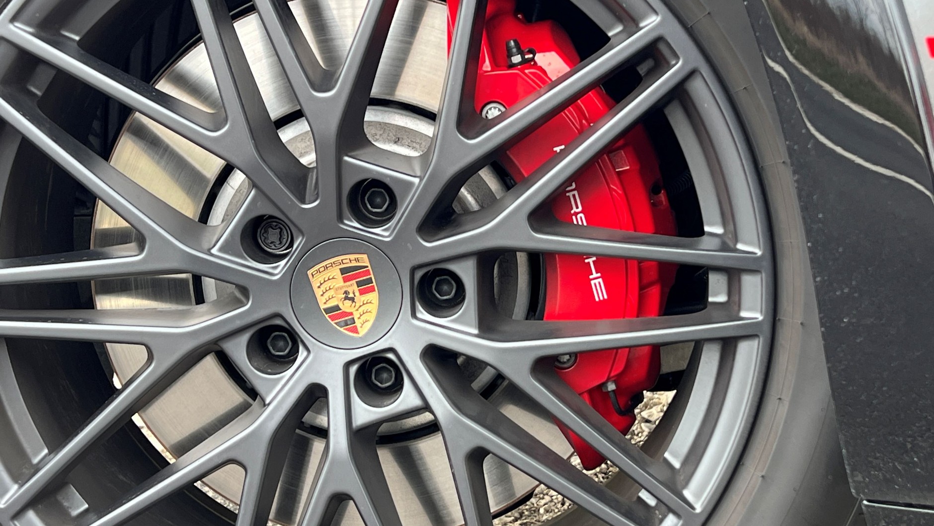Porsche Cayenne GTS Coupe (model roku 2025)