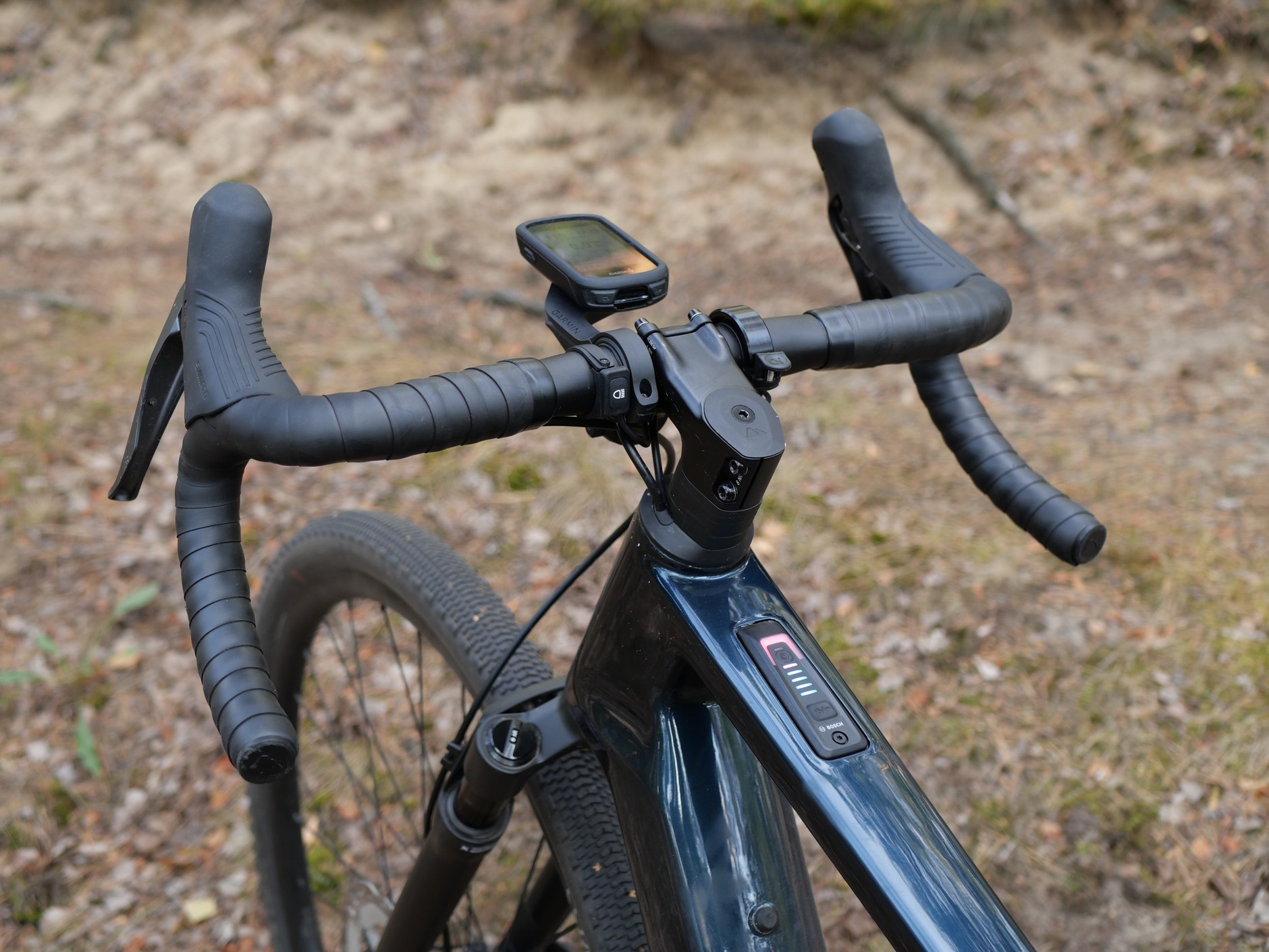 Canyon Grizl:ON CF 7: zwłaszcza w przypadku rowerów z kierownicą typu baranek istotny jest prawidłowy dobór rozmiaru i ustawienie roweru do rowerzysty