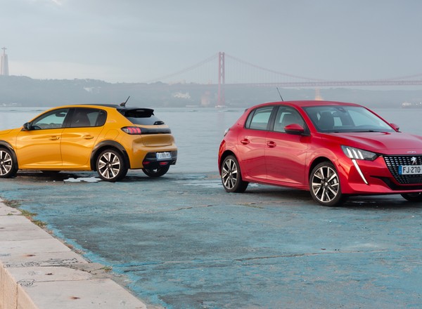 Nowy Peugeot 208 wybrany Samochodem Roku 2020
