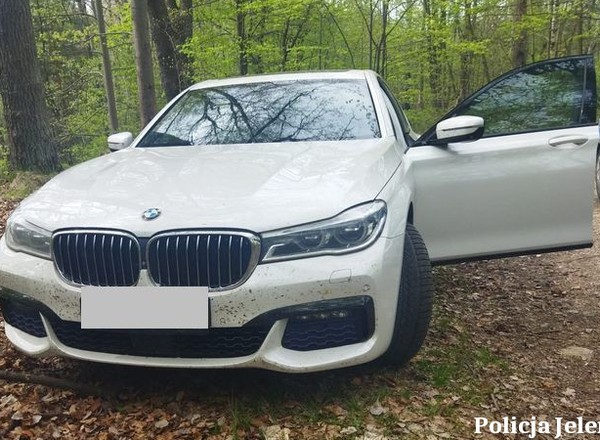 Chciał sprzedać swoje BMW. Nie przypuszczał, że tak to się skończy