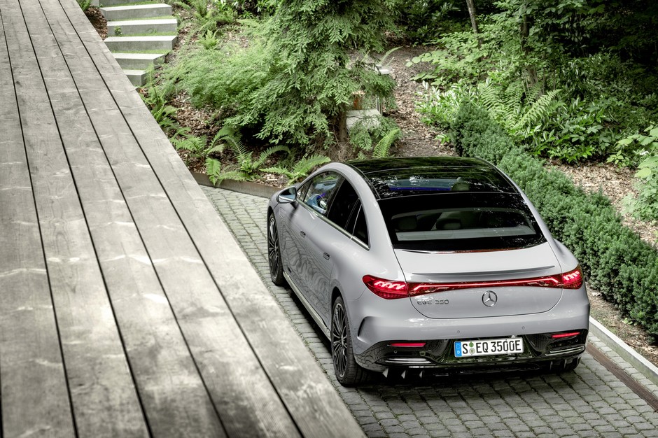 Mercedes-Benz EQE 350 (2021)