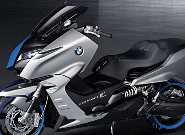 BMW chce produkować gigantyczny... skuter