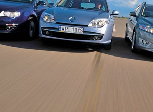 Citroen C5 kontra Ford Mondeo, Renault Laguna i VW Passat: komfort, siła  i… wydatki?