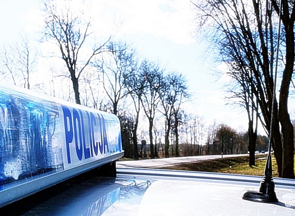 Policjanci zatrzymali nietrzeźwego kierowcę audi. Rekordzista miał aż 7 sądowych zakazów prowadzenia pojazdów