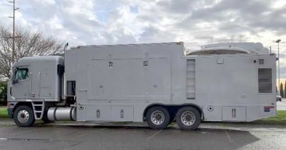 Freightliner Argosy – mobilna jednostka dowodzenia FBI