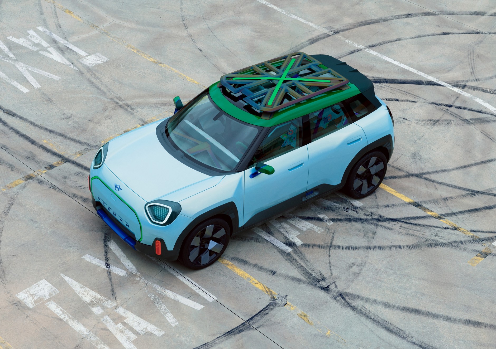 MINI Concept Aceman (prototyp; 2022 r.)