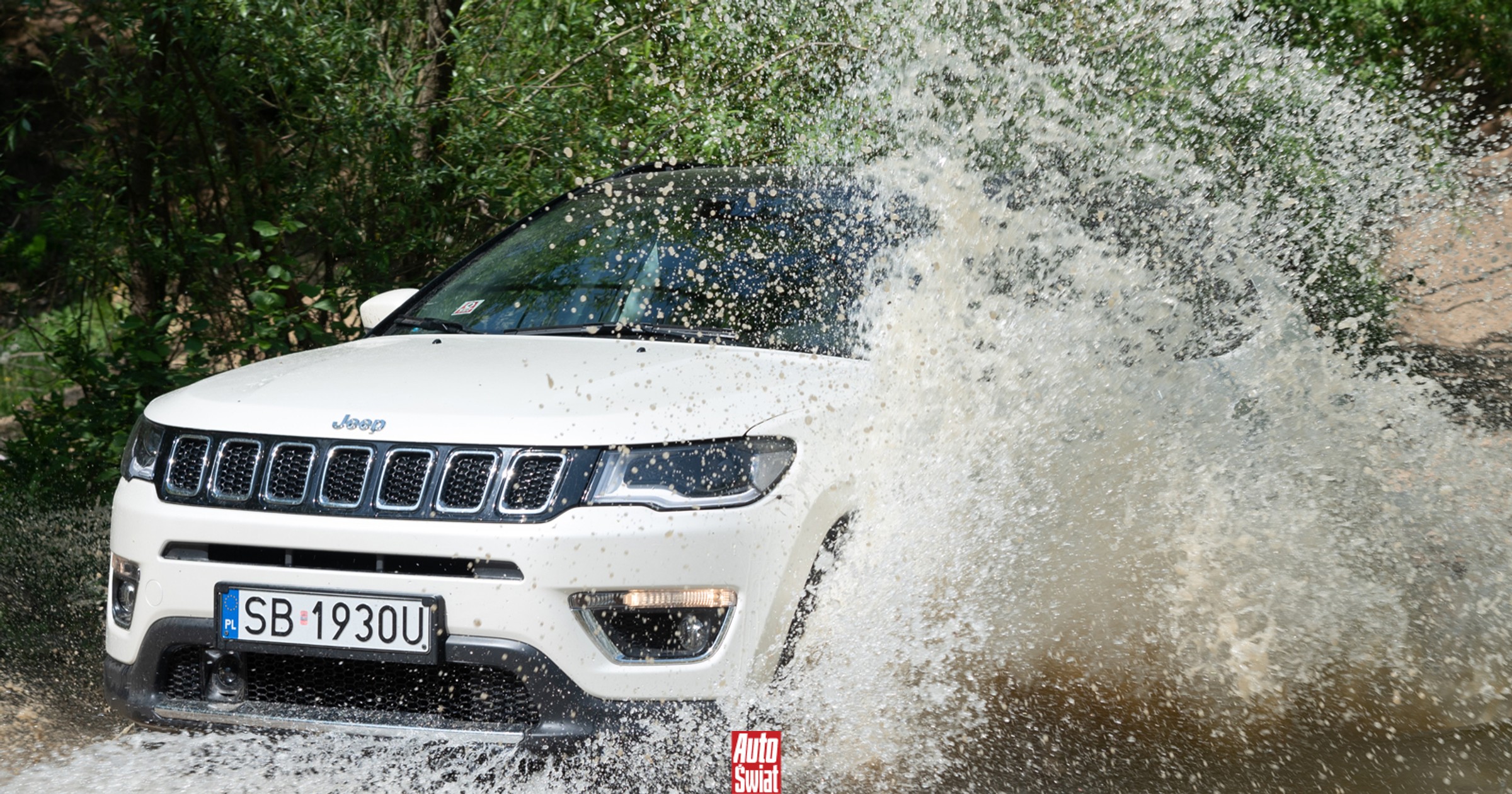 Czy można dostać mandat za ochlapanie pieszego? Można się zdziwić, bo kary są wysokie