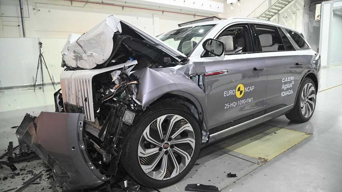 Crash test: Hongqi E-HS9 (2025)