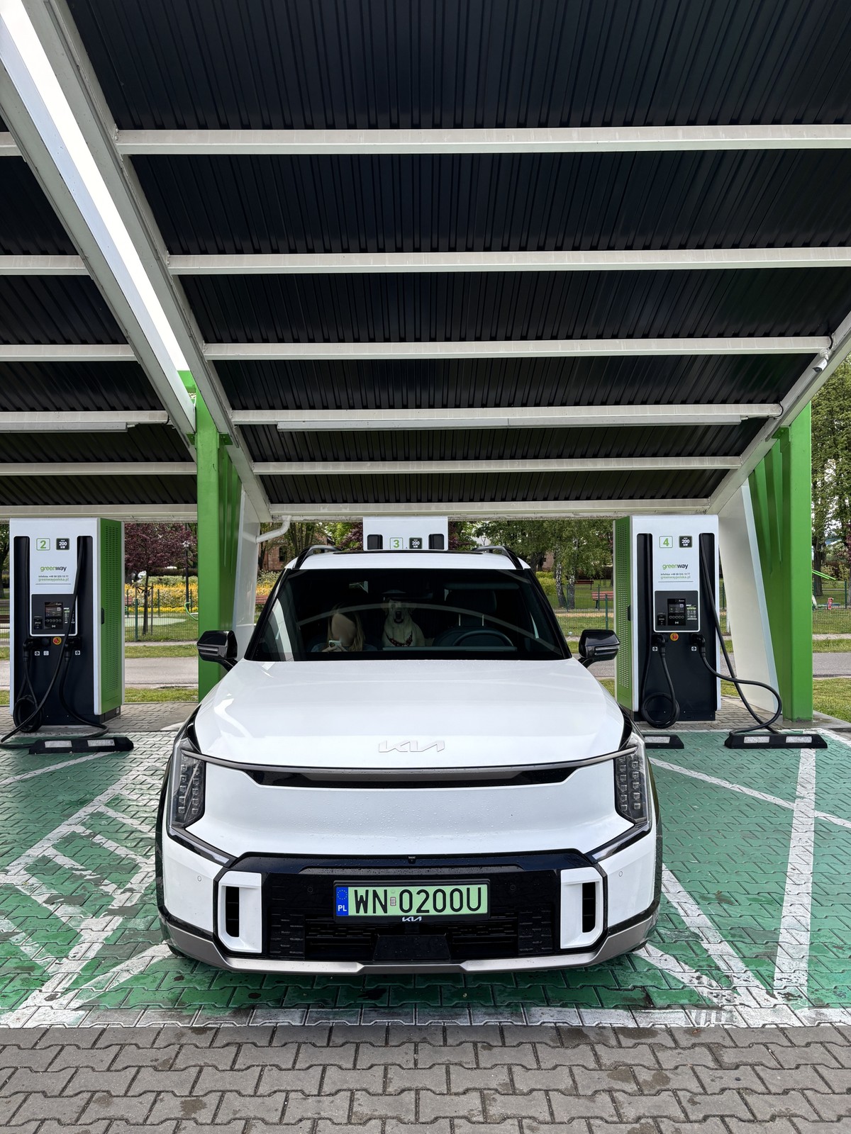 Kia EV9 na szybkiej ładowarce