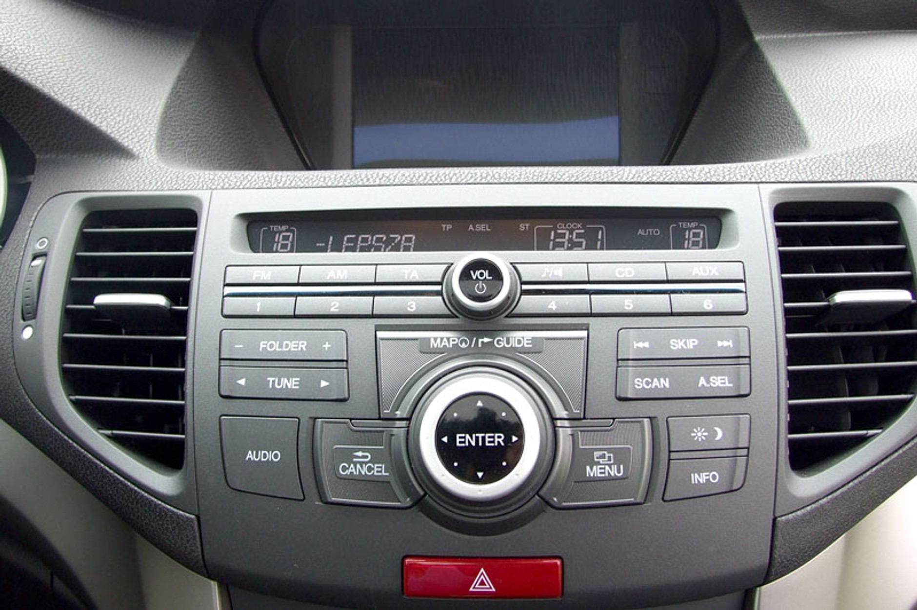 Honda: nowy Accord - dynamiczny i nowoczesny