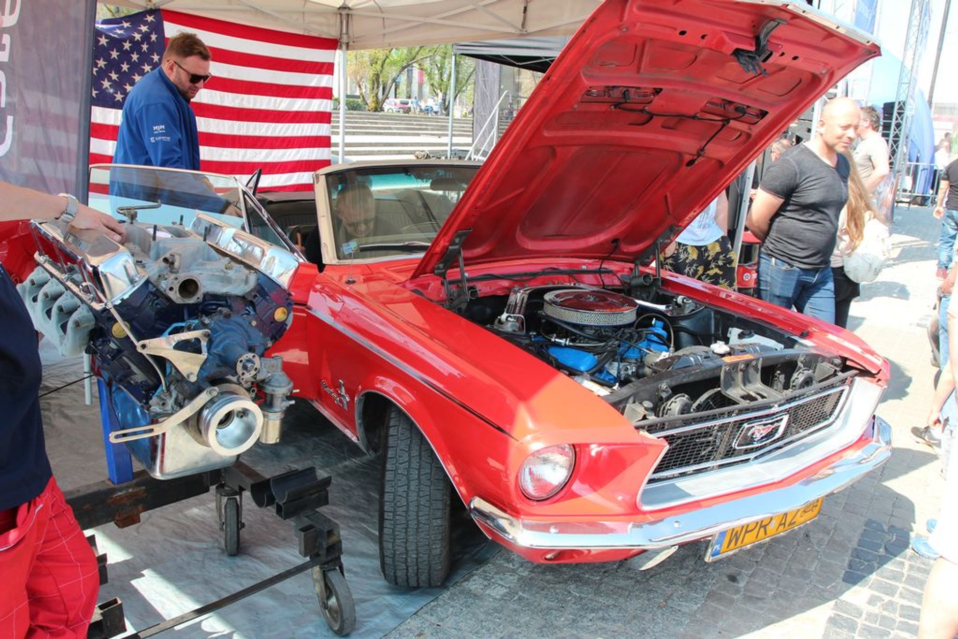 10. Zlot Fordów Mustangów w Warszawie