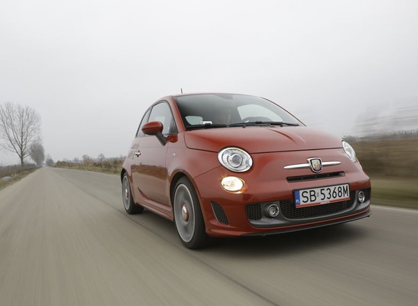 Abarth 595 Turismo - Kochaj albo rzuć