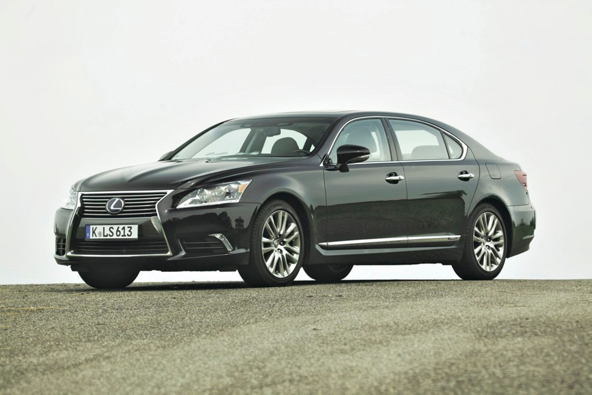 Lexus LS