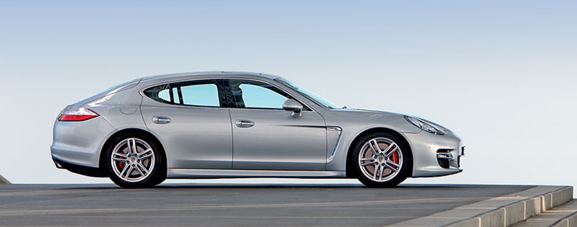 Porsche Panamera: premiera światowa w Szanghaju (informacje, nowe zdjęcia, tapety)