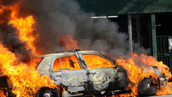 Jak uzyskać odszkodowanie za spalone auto?