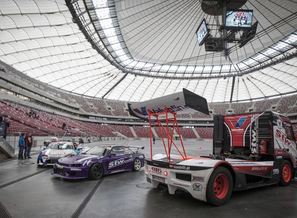 Przygotowania do Top Gear Live w Warszawie