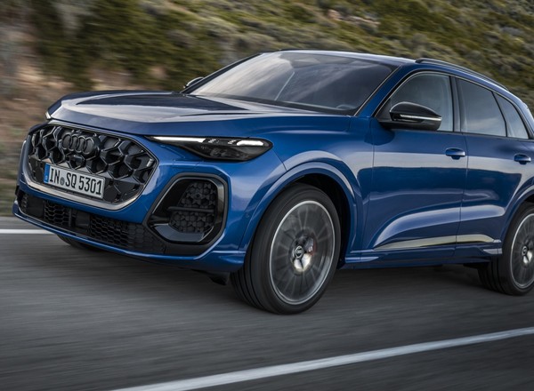 Nowe Audi Q5 ma w desce rozdzielczej coś, czego kierowca nigdy nie zobaczy