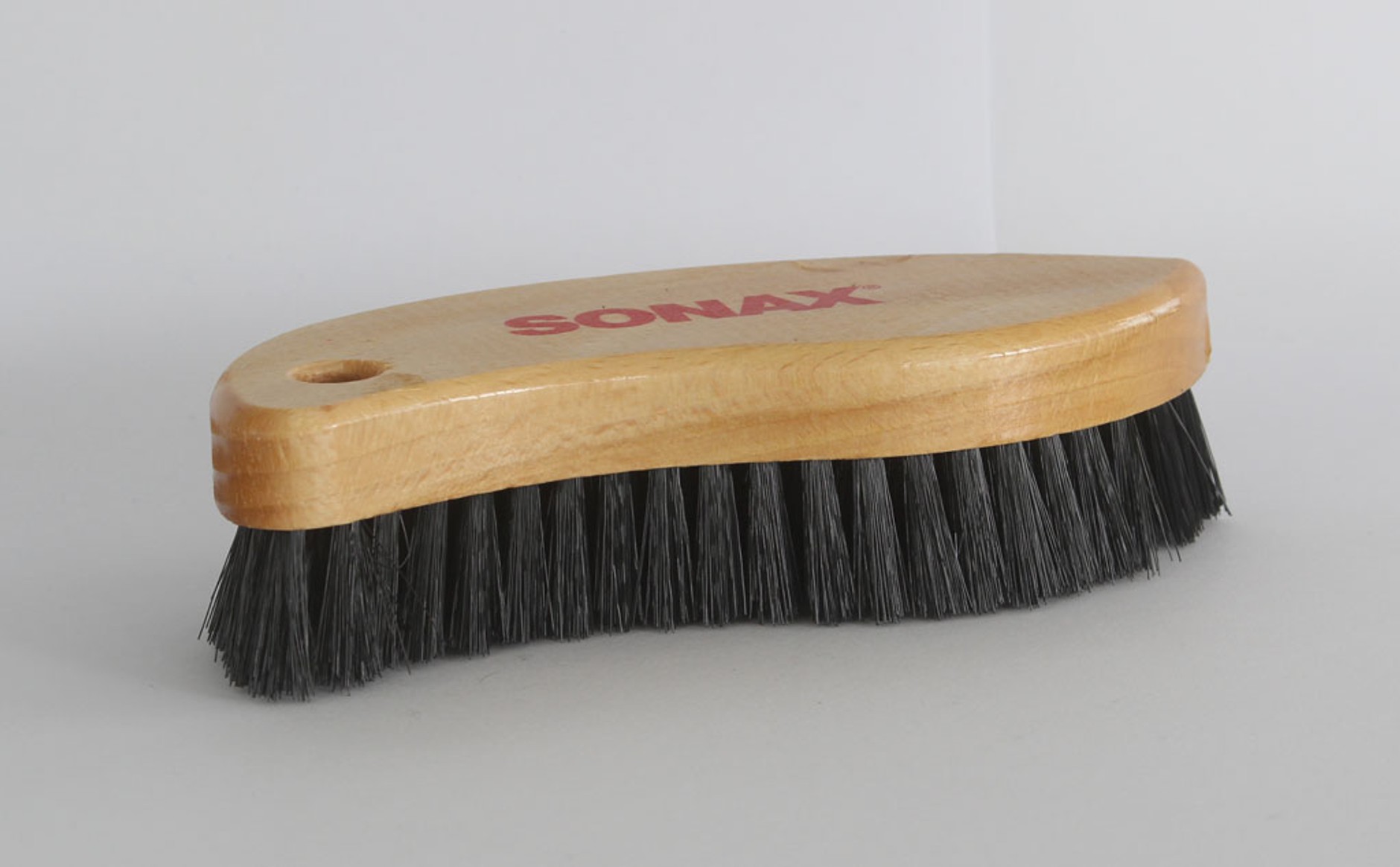 Preparaty i narzędzia do czyszczenia wnętrza