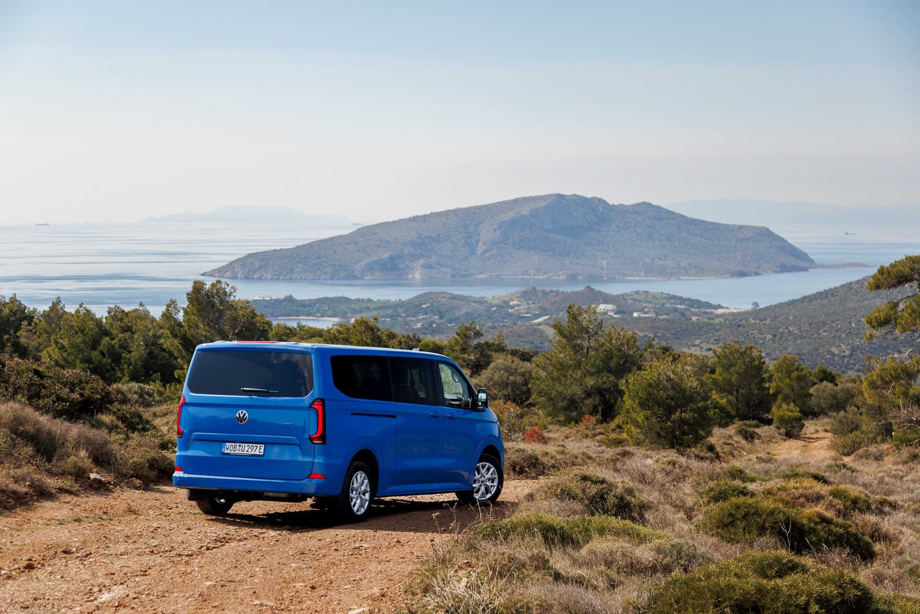 Volkswagen Caravelle T7 EV