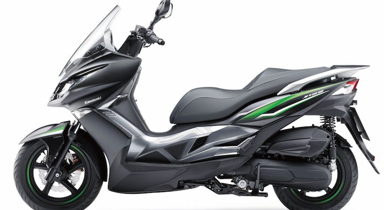 Premiery EICMA 2015: skuter Kawasaki J125