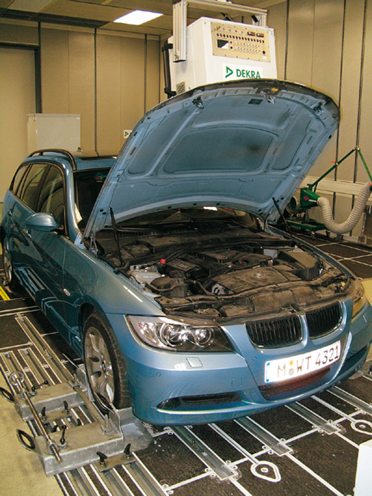 Test Długodystansowy: BMW 320i Touring - Czysta rutyna