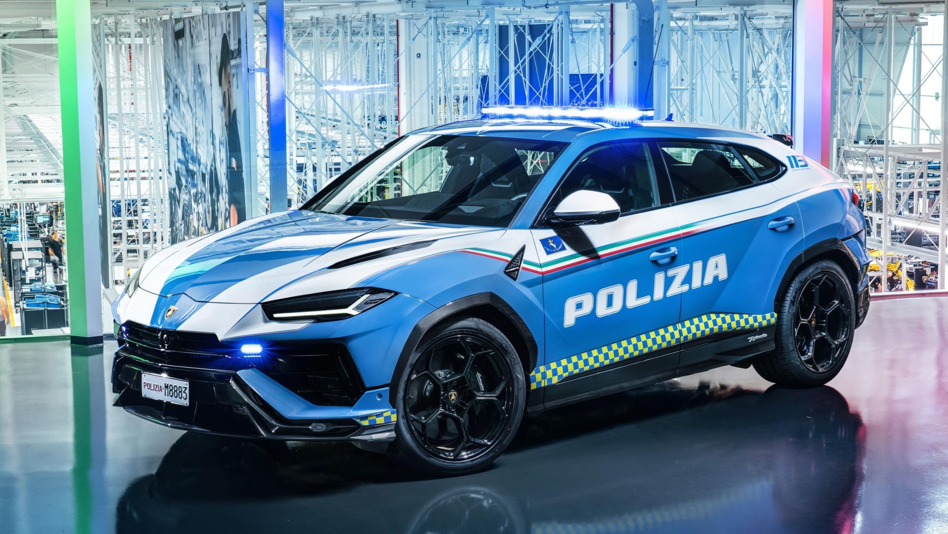 Policyjne Lamborghini Urus Performante