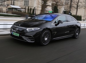 Mercedes EQS 580 4MATIC – kapitan planeta