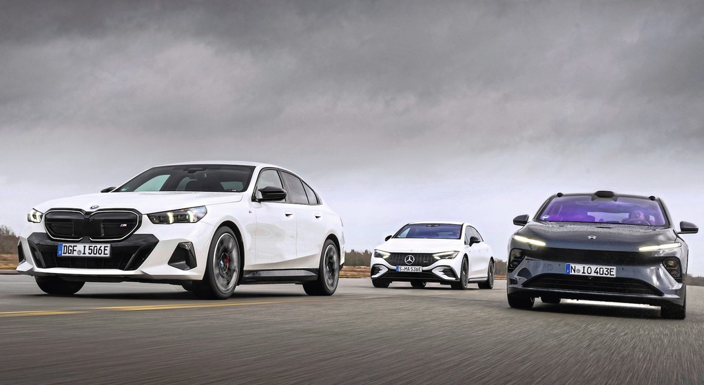 BMW i5 kontra Mercedes EQE i Nio ET7