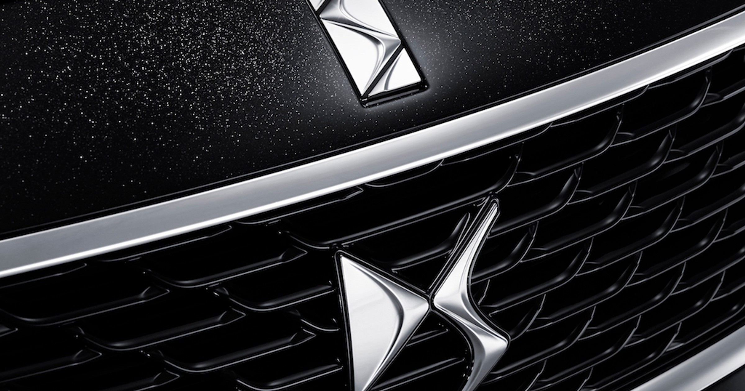 DS 5 na salonie  Paryżu