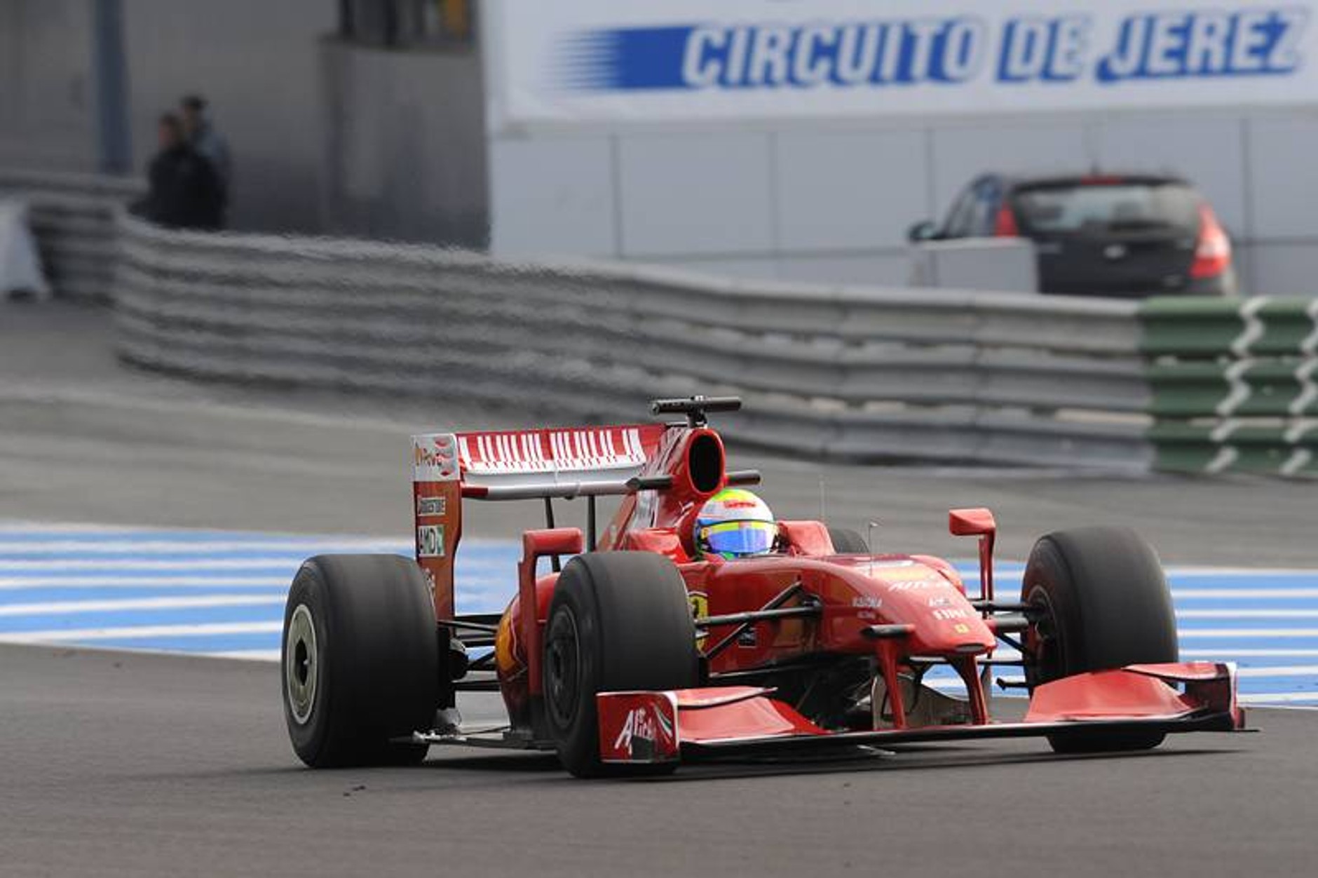 Formuła 1: fotogaleria z testów przed sezonem 2009