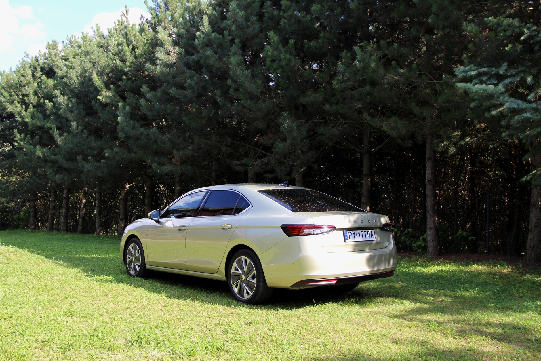 Skoda Superb 1.5 TSI m-HEV Selection