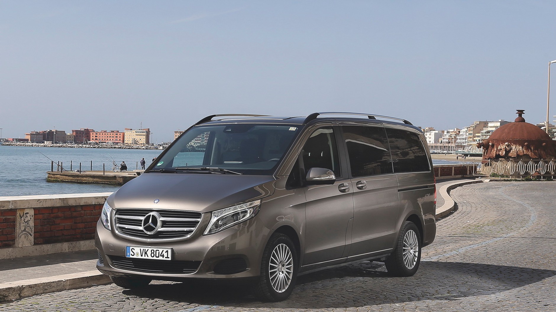 Mercedes V 220 d na dystansie 100 tys. km