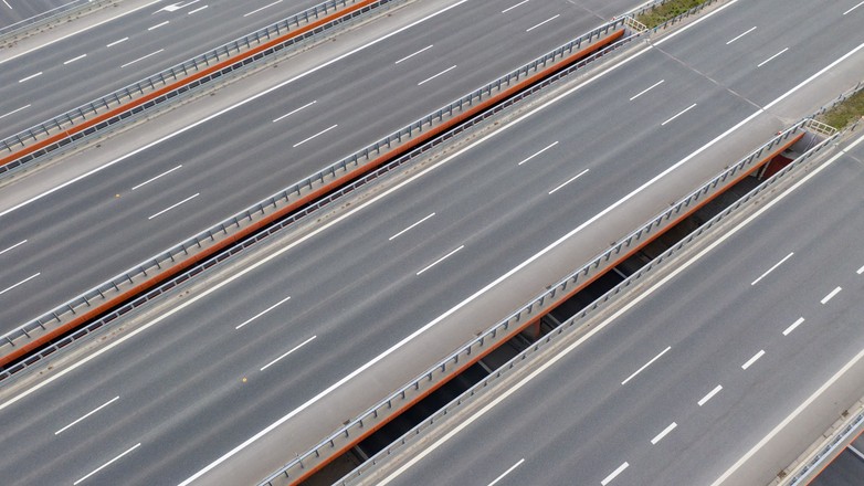 Najwięcej pasów w obie strony w Polsce: droga S2 przy węźle Opacz (województwo mazowieckie)