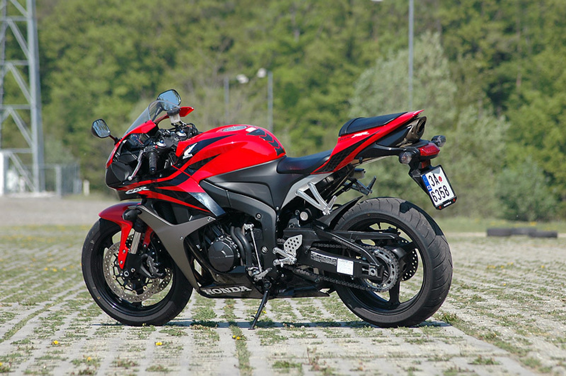 Honda CBR600RR: walka o medal