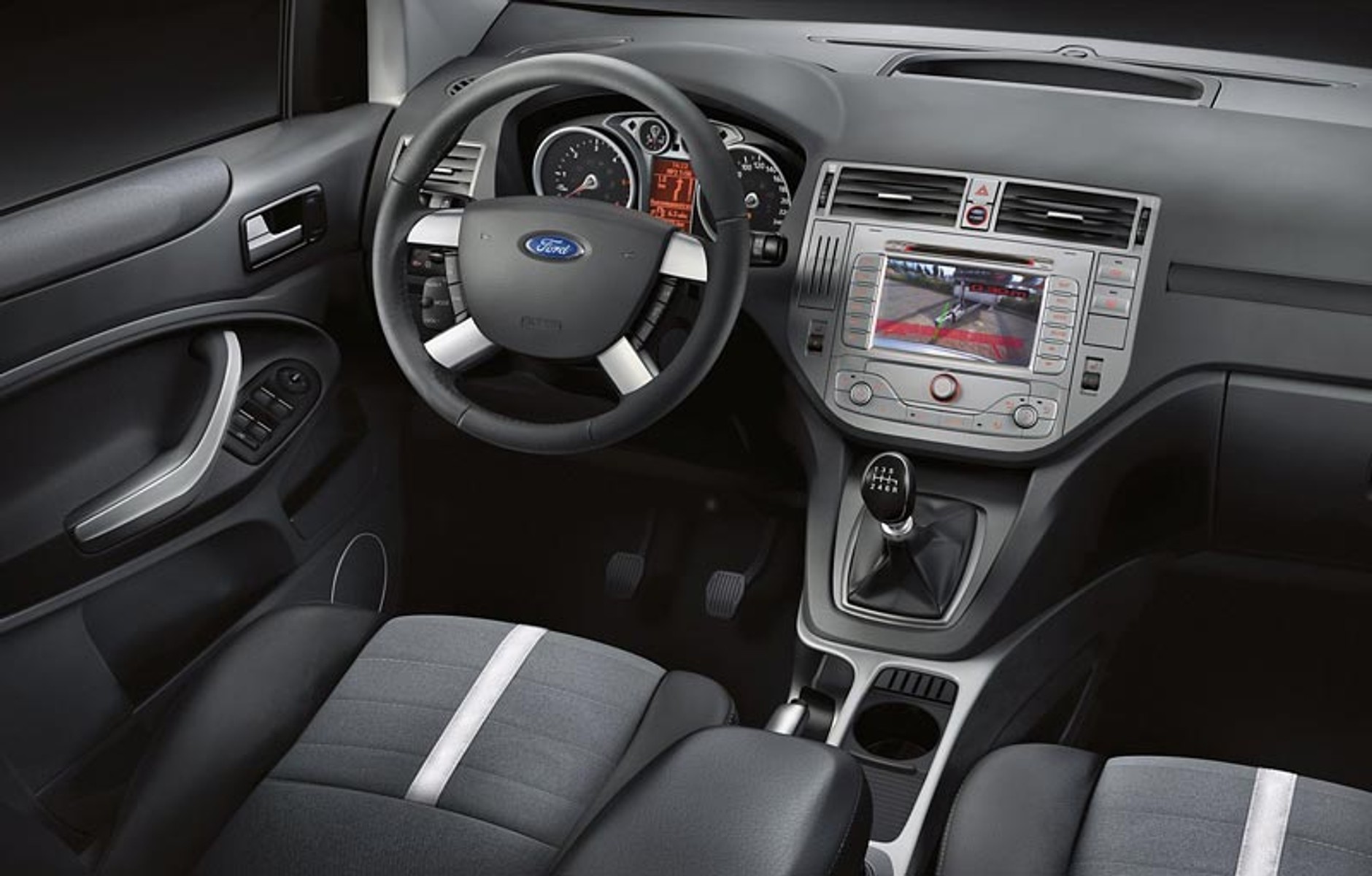 Ford Kuga - groźny konkurent na rynku SUV