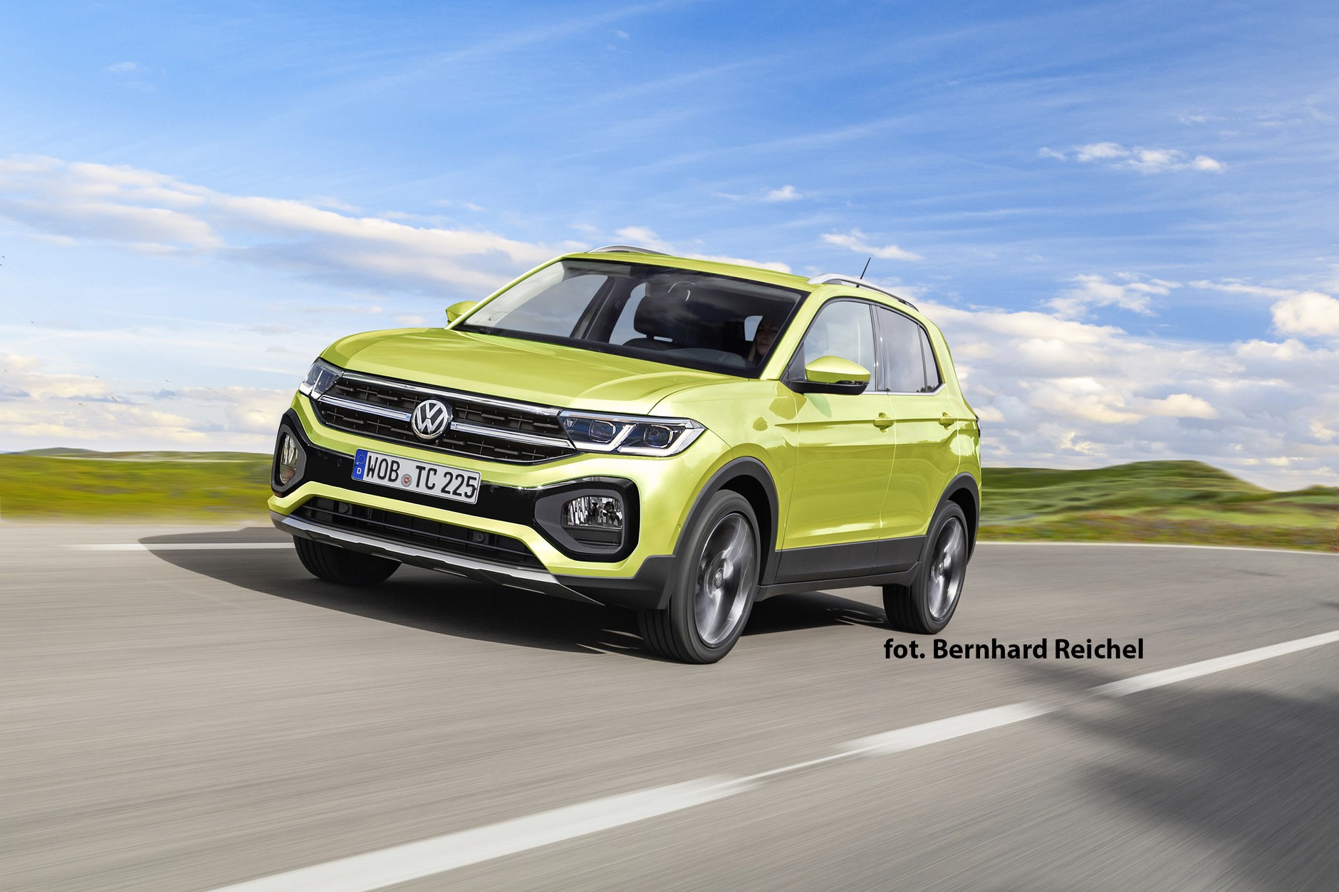 Volkswagen T-Cross po face liftingu: produkowany od 2018 r. mini-SUV stanie się bardziej podobny do innych SUV-ów Volkswagena