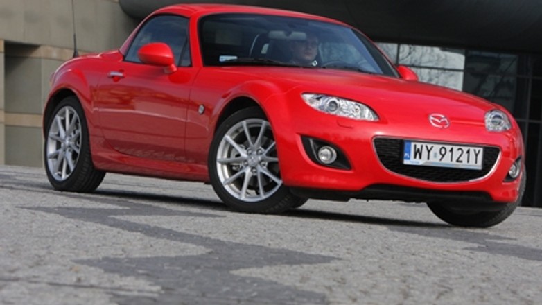 Mazda MX-5 2.0 MZR: Kusicielka