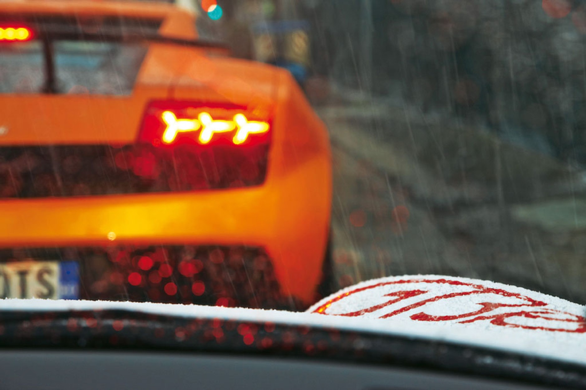 Dodadzą skrzydeł! Porsche 911 GT3 RS kontra Lamborghini Gallardo LP 570-4 Superleggera