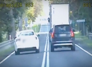 Kierowca Maserati w kilkanaście sekund uzbierał 24 punkty karne [WIDEO]