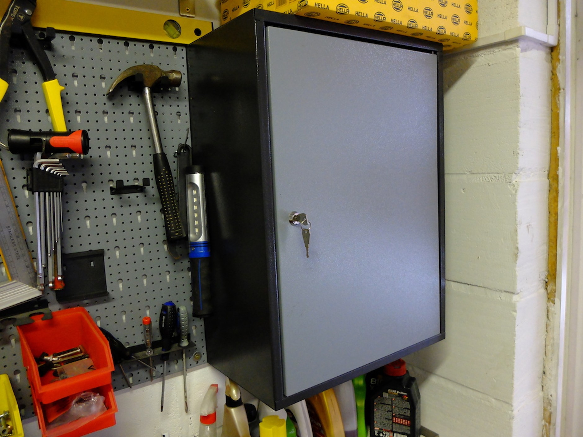 Wiosenne porządki w garażu