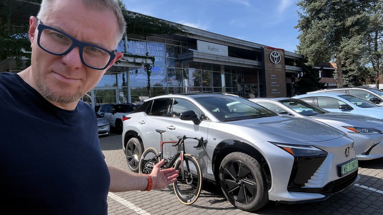Oto nowy model Lexusa, Lexus-Ridley. W najwyższej wersji kosztuje 60 tys. zł