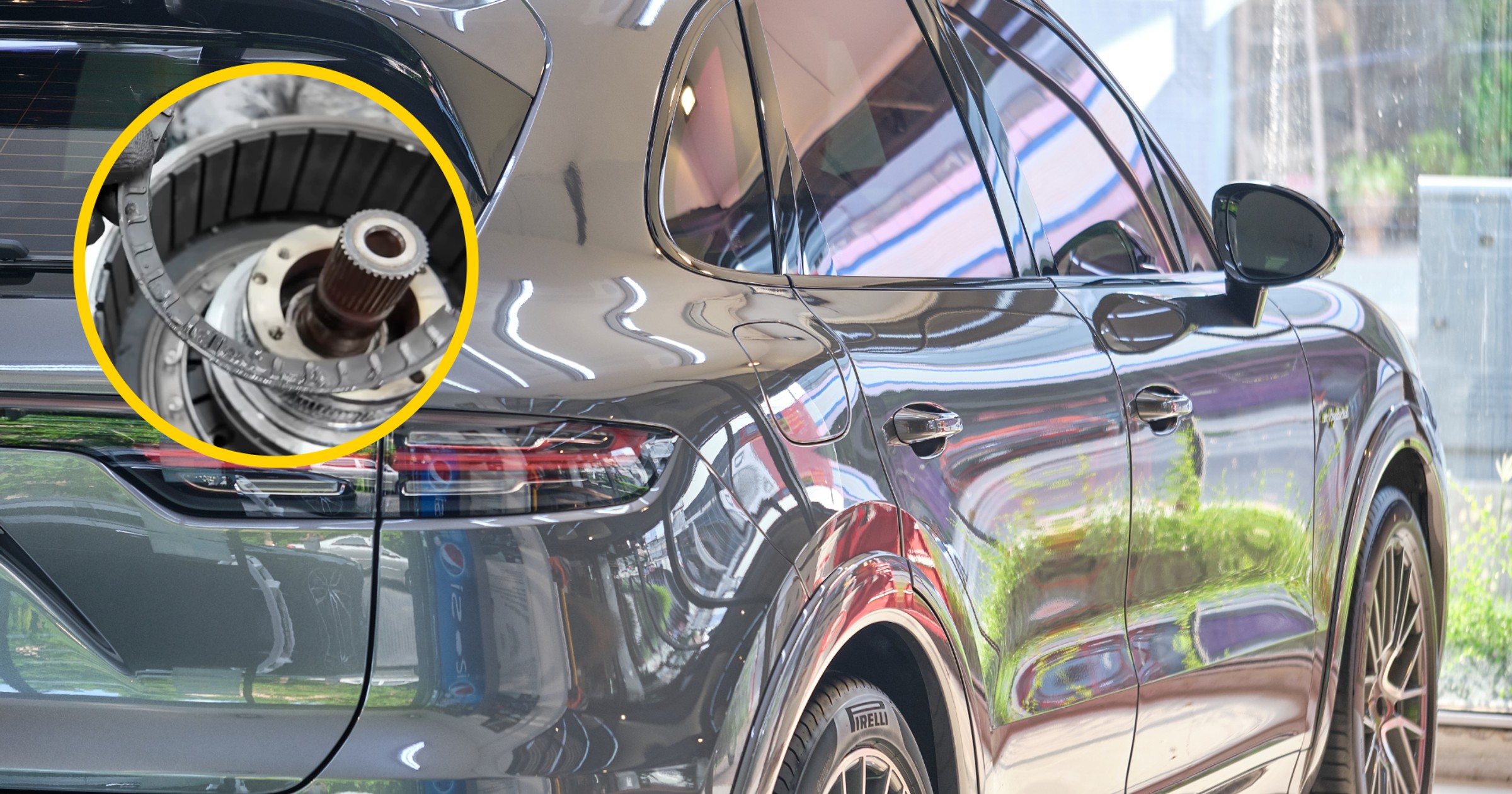 Za naprawę Porsche chcieli ponad 40 tys euro. Mechanik załatwił to kawałkiem plastiku